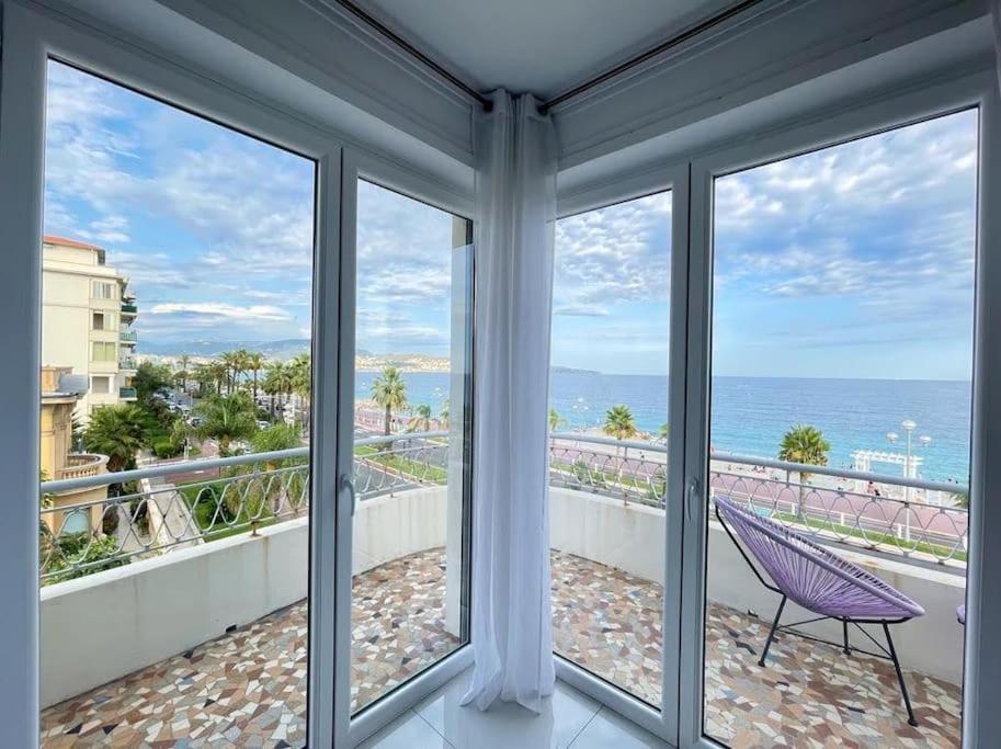Beach Front, Superbe Appartement Pour 4 Personnes Nice Extérieur photo
