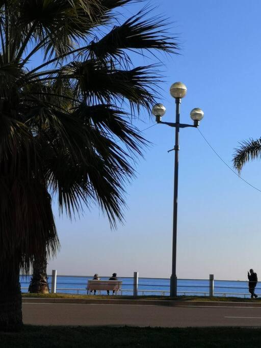 Beach Front, Superbe Appartement Pour 4 Personnes Nice Extérieur photo