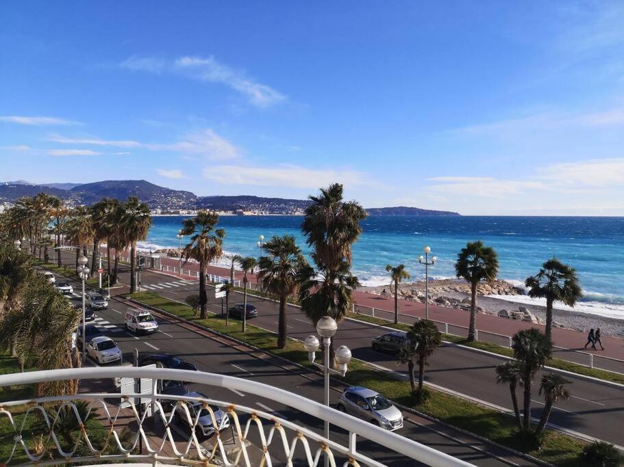 Beach Front, Superbe Appartement Pour 4 Personnes Nice Extérieur photo