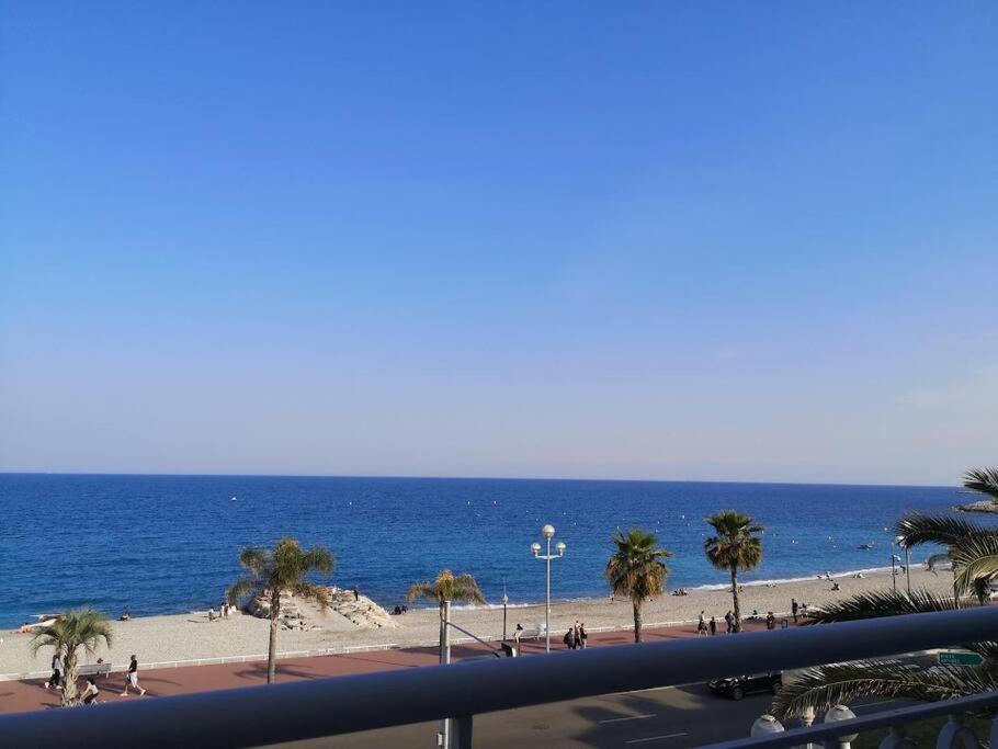 Beach Front, Superbe Appartement Pour 4 Personnes Nice Extérieur photo