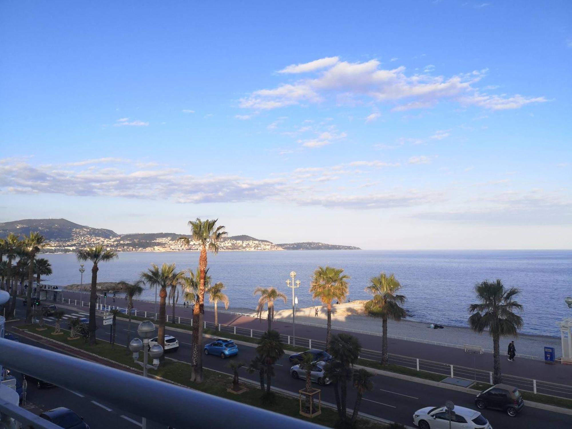 Beach Front, Superbe Appartement Pour 4 Personnes Nice Extérieur photo