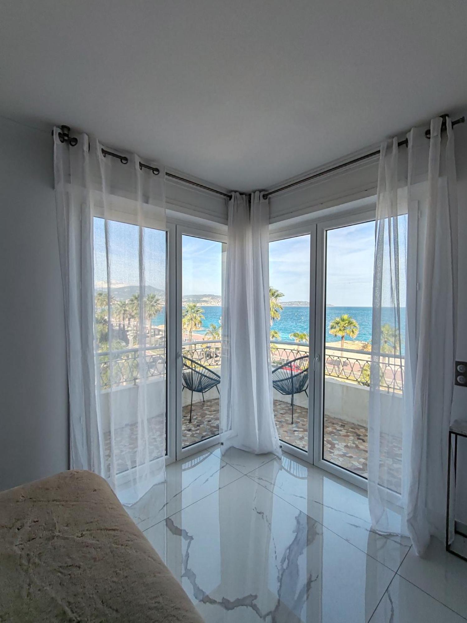 Beach Front, Superbe Appartement Pour 4 Personnes Nice Extérieur photo
